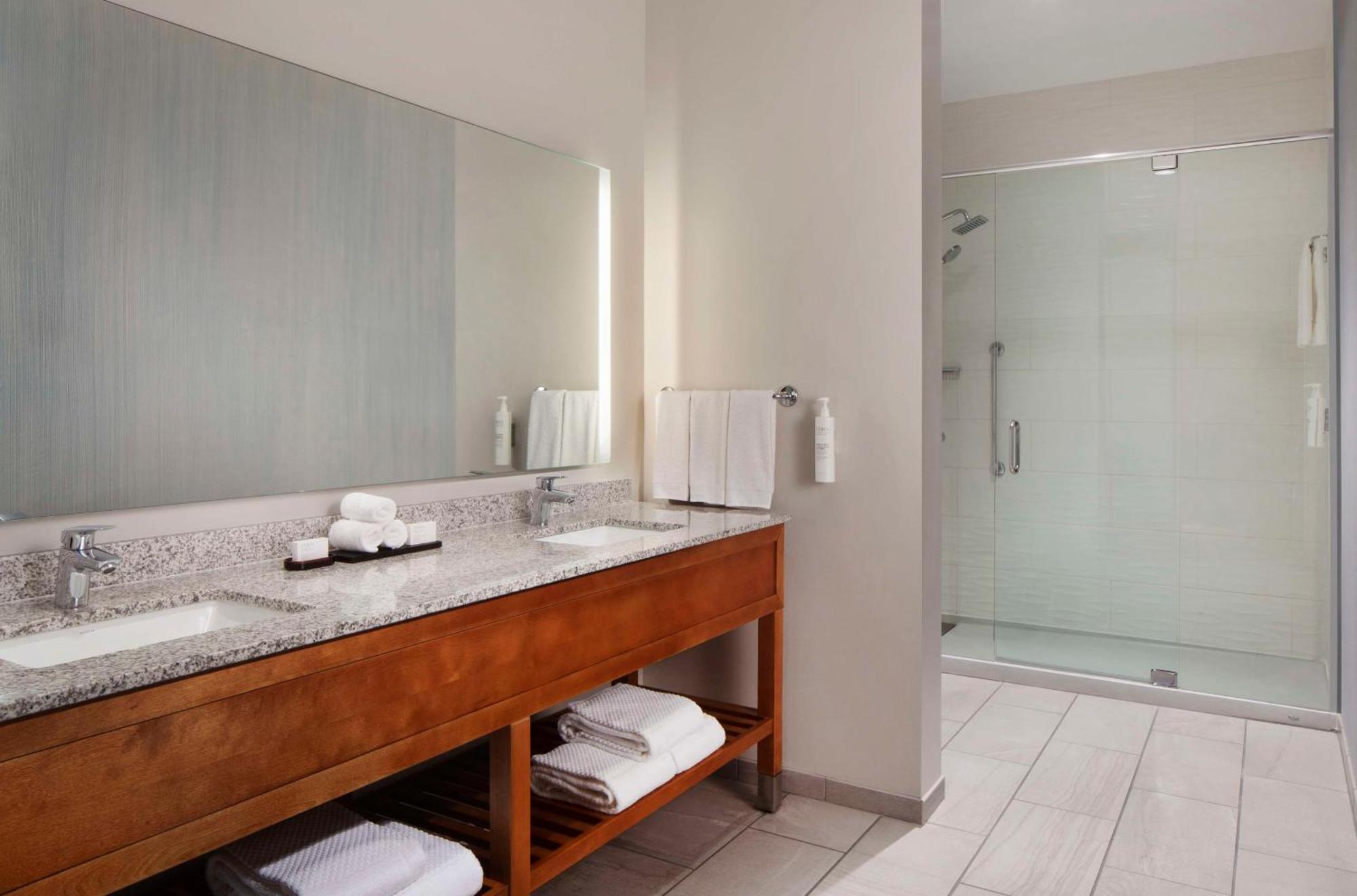 Embassy Suites By Hilton Sarasota Luaran gambar